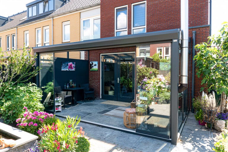 Topline_RAL7016_KF_PS_004-Web_1920x1080px