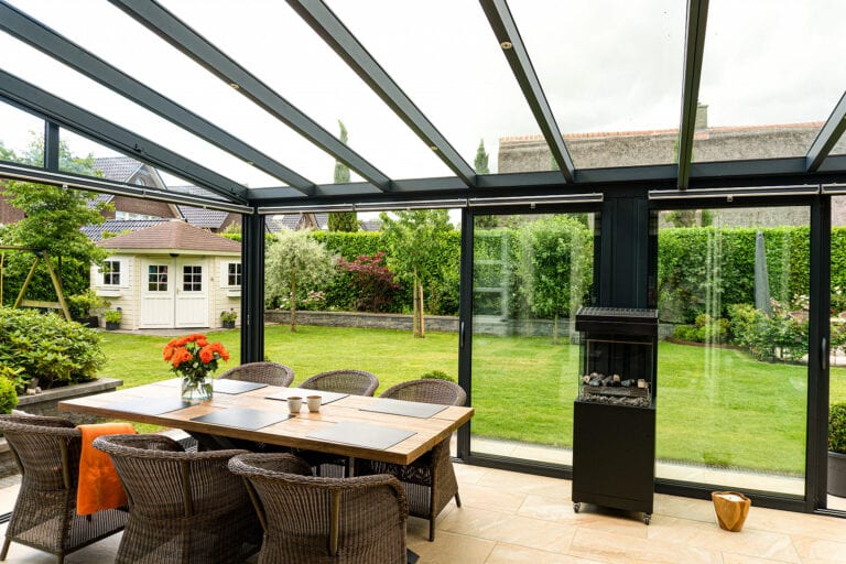 Topline_RAL7016_SW_KF_MA_003-Web_1920x1080px